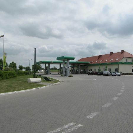Sawik Dziekanowice Motel Lednogora Екстериор снимка