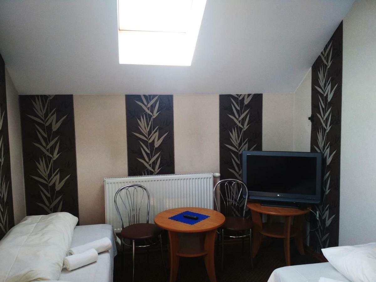 Sawik Dziekanowice Motel Lednogora Екстериор снимка